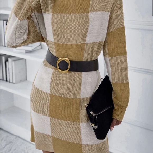 Checkered patterned turtle neck sweater dress - Picture 1 of 2